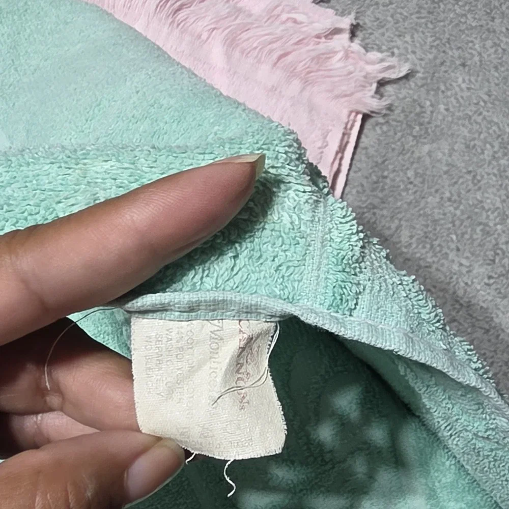 2 Vintage Cannon Monticello JC Penney Towel Sculpted Fringe USA Pink Green